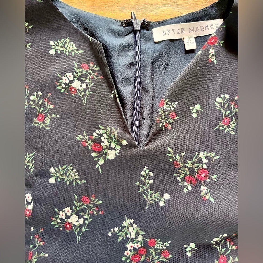 After Market Navy Blue Ditsy Floral Chiffon Mini Dress - 3/4 Bell Sleeve Size S - Picture 5 of 10